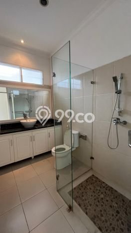 SPECIAL PRICE! Rumah di Kemang, 5 KT, Dekat Fasilitas Umum, LT 8000m² Bangunan 600m² SPECIAL PRICE! Rumah di Kemang, 5 KT, Dekat Fasilitas Umum, LT 8000m² Bangunan 600m²
