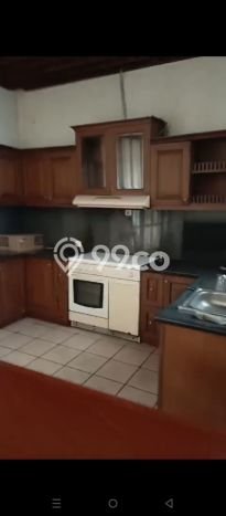 SPECIAL PRICE! Rumah area Jati Padang, 4 KT, Dekat Pusat Kota, Luas 250m² LB 300m² SPECIAL PRICE! Rumah area Jati Padang, 4 KT, Dekat Pusat Kota, Luas 250m² LB 300m²