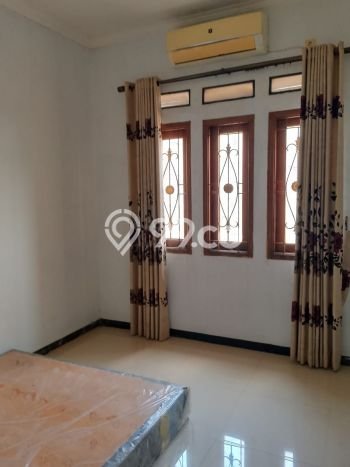 Rumah di Jagakarsa, 3 KT, Akses Rumah Sakit, Luas 120m² LB 150m² Rumah di Jagakarsa, 3 KT, Akses Rumah Sakit, Luas 120m² LB 150m²