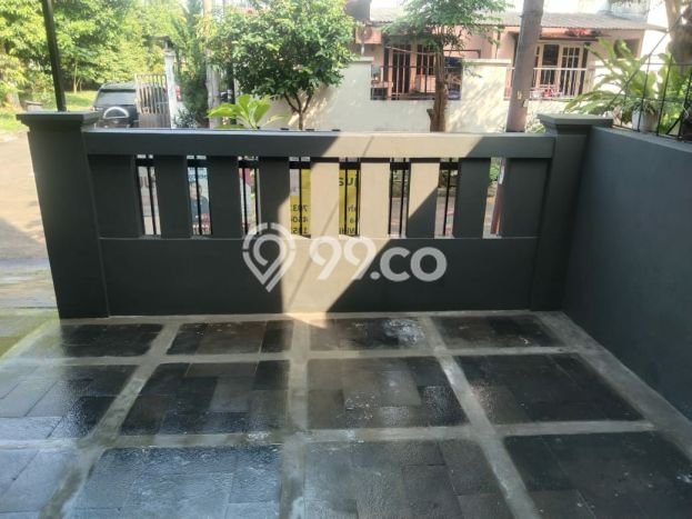 For Sale Rumah 4 Kamar Lokasi Ideal Nyaman dan Strategis di Serpong For Sale Rumah 4 Kamar Lokasi Ideal Nyaman dan Strategis di Serpong