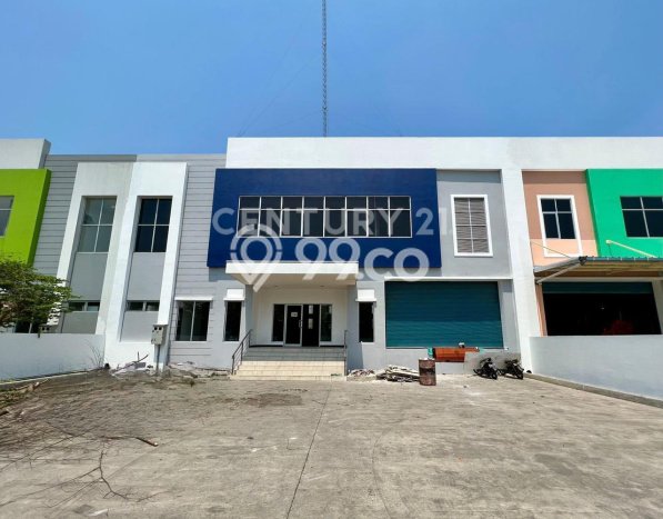 Gudang Strategis di Lippo Cikarang, Luas 1340m2m², Mainroad, Tingkat Keramaian Tinggi Gudang Strategis di Lippo Cikarang, Luas 1340m2m², Mainroad, Tingkat Keramaian Tinggi