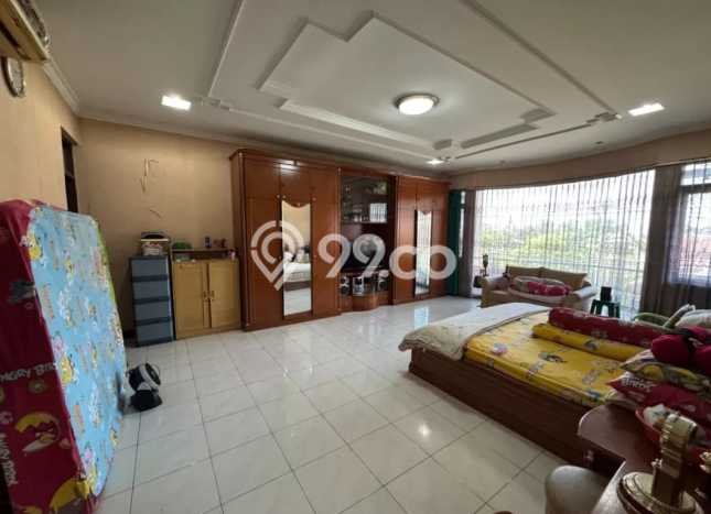 Lokasi terbaik! Rumah siap pakai dikontrakkan di Sukajadi LB 330m2 Lokasi terbaik! Rumah siap pakai dikontrakkan di Sukajadi LB 330m2