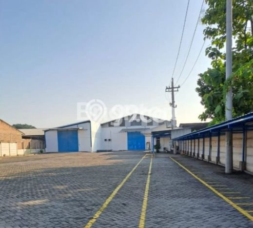 Gudang Dijual Lokasi Stratagis di Gadingrejo Pasuruan Cocok untuk Bisnis Gudang Dijual Lokasi Stratagis di Gadingrejo Pasuruan Cocok untuk Bisnis
