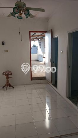 Rumah Sewa Malang LT 300m2 LB 450m2 Kawasan Sawojajar Rumah Sewa Malang LT 300m2 LB 450m2 Kawasan Sawojajar