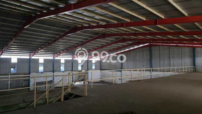 FOR RENT! Gudang di Leuwi Gajah Cocok untuk Bisnis 1800m2 FOR RENT! Gudang di Leuwi Gajah Cocok untuk Bisnis 1800m2