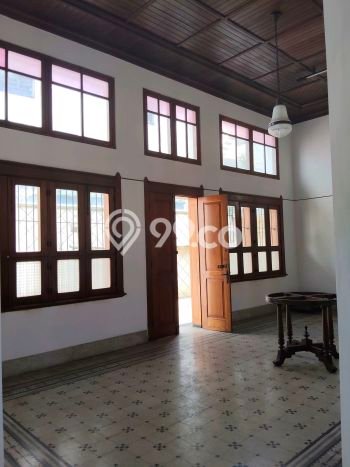 Disewakan Rumah Konsep Modern di Klojen Malang dengan 7 Kamar Disewakan Rumah Konsep Modern di Klojen Malang dengan 7 Kamar