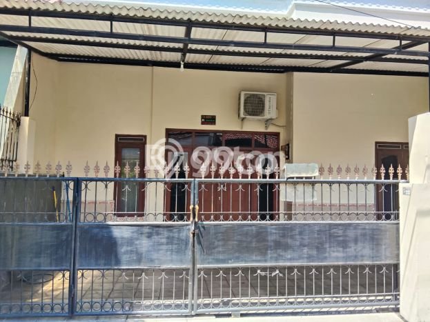 HOT LISTING! Rumah Nyaman di , Luas 105m2m² LB 105m2m² HOT LISTING! Rumah Nyaman di , Luas 105m2m² LB 105m2m²