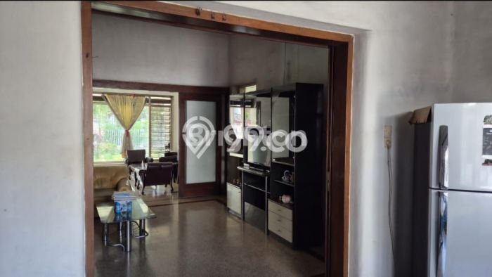 Ready to Use! Premium House LT 556m2 Desain Elegan di Kasin Ready to Use! Premium House LT 556m2 Desain Elegan di Kasin