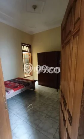 Jarang Ada! Rumah Kontrakan 4 Kamar Bagus Siap Huni Buah-buahan Jarang Ada! Rumah Kontrakan 4 Kamar Bagus Siap Huni Buah-buahan