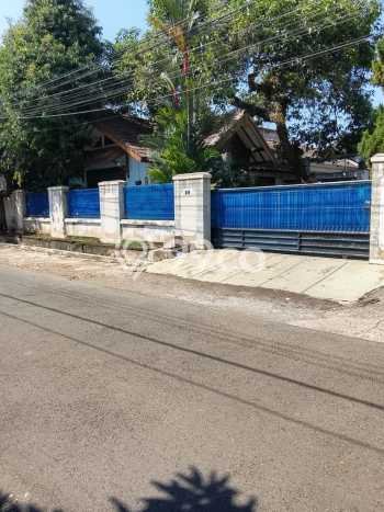 Rumah Modern Cantik 2 KT Bisa Langsung Pindah di Banyumanik Rumah Modern Cantik 2 KT Bisa Langsung Pindah di Banyumanik