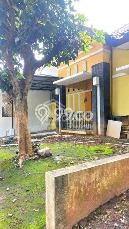 UNIT LANGKA! Rumah kawasan Pedurungan, 2 KT, Pemandangan Kota, Luas 150m² Bangunan 80m² UNIT LANGKA! Rumah kawasan Pedurungan, 2 KT, Pemandangan Kota, Luas 150m² Bangunan 80m²