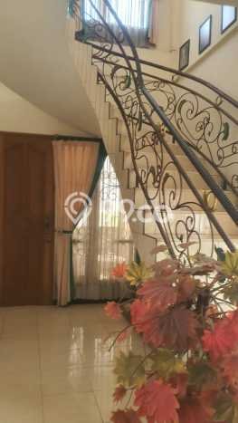 Dijual Rumah 5 Kamar Lokasi Strategis Nyaman dan Strategis di Tembalang Dijual Rumah 5 Kamar Lokasi Strategis Nyaman dan Strategis di Tembalang