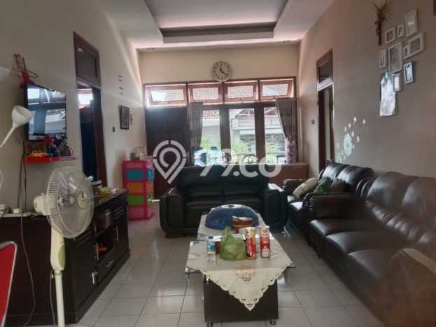 Jual Rumah Minimalis Bagus Punya 5 KT di Banyumanik Semarang - Jual Rumah Minimalis Bagus Punya 5 KT di Banyumanik Semarang -