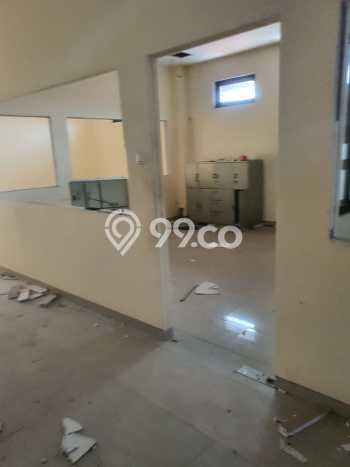 Ruko Dijual di Semarang LT 352m2 & LB 452m2 Lokasi Terbaik! Ruko Dijual di Semarang LT 352m2 & LB 452m2 Lokasi Terbaik!