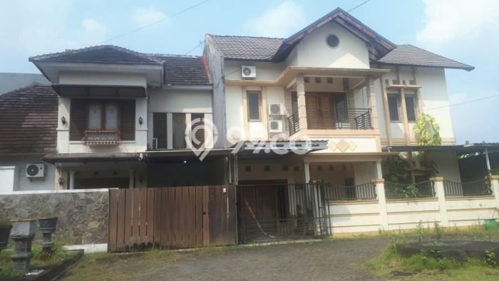 Dijual Cepat Rumah Favorit Siap Huni LB 200m2 di Gamping, Sleman Dijual Cepat Rumah Favorit Siap Huni LB 200m2 di Gamping, Sleman