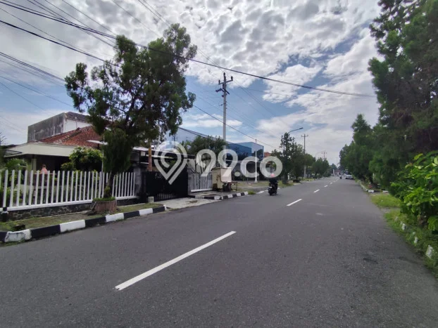Komersial Disewakan Cepat di Mergangsan Yogyakarta LB 638m2 Komersial Disewakan Cepat di Mergangsan Yogyakarta LB 638m2