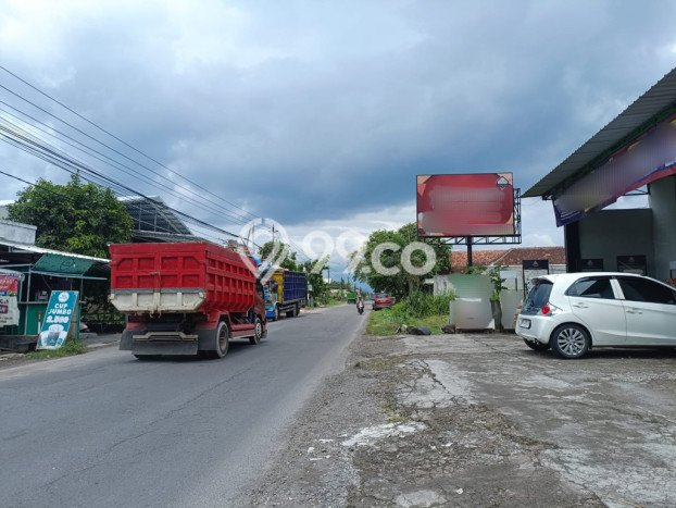 Gudang Dijual Lokasi Emas di Piyungan Luas 1200m2 Gudang Dijual Lokasi Emas di Piyungan Luas 1200m2