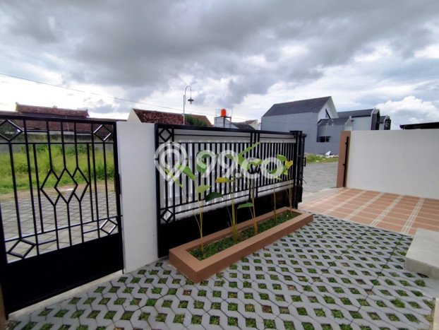Rumah Modern Minimalis 3 Kamar Siap Huni di Ngemplak Rumah Modern Minimalis 3 Kamar Siap Huni di Ngemplak