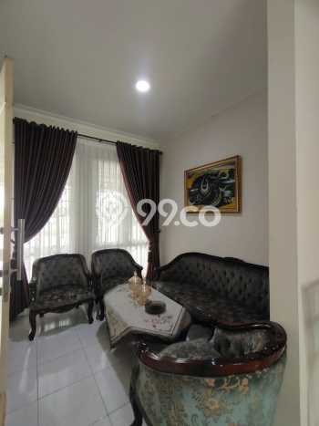 Rumah sewa siap huni 4 KT di Kota Wisata, Jakarta Timur Rumah sewa siap huni 4 KT di Kota Wisata, Jakarta Timur