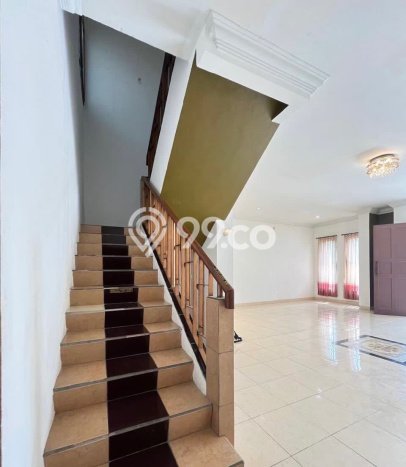 Dijual Hunian Rumah Terawat 2 Kamar di Legenda Wisata, Jakarta Timur Dijual Hunian Rumah Terawat 2 Kamar di Legenda Wisata, Jakarta Timur