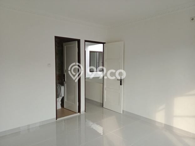 Rumah Minimalis 4 KT LT 144m2 di Kota Wisata Rumah Minimalis 4 KT LT 144m2 di Kota Wisata