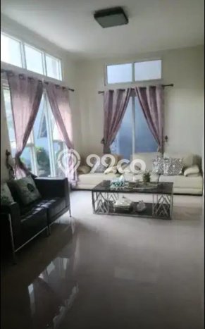 Ruko Dijual di Prime Area Jakarta Timur Luas 300m2 Ruko Dijual di Prime Area Jakarta Timur Luas 300m2