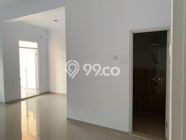 Jual Rumah Mewah Megah Dengan View Cantik di Raffles Hills, Jakarta Timur Jual Rumah Mewah Megah Dengan View Cantik di Raffles Hills, Jakarta Timur