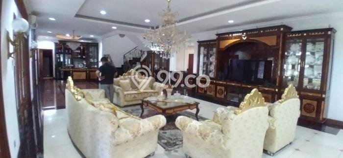 Rumah Mewah LB 600m2 Siap Huni Desain Elegan di Raffles Hills, Jakarta Timur Rumah Mewah LB 600m2 Siap Huni Desain Elegan di Raffles Hills, Jakarta Timur