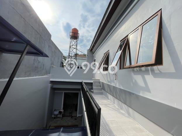Dijual Rumah Luas Megah Dengan View Cantik di Kota Wisata, Jakarta Timur Dijual Rumah Luas Megah Dengan View Cantik di Kota Wisata, Jakarta Timur