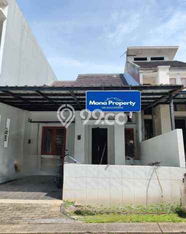 Disewakan! Rumah 3 Kamar Tidur &
1 Kamar Mandi di Kota Wisata, Bogor Disewakan! Rumah 3 Kamar Tidur &
1 Kamar Mandi di Kota Wisata, Bogor