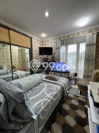 Ready to Use! Premium House LT 240m2 Desain Elegan di Kota Wisata Ready to Use! Premium House LT 240m2 Desain Elegan di Kota Wisata