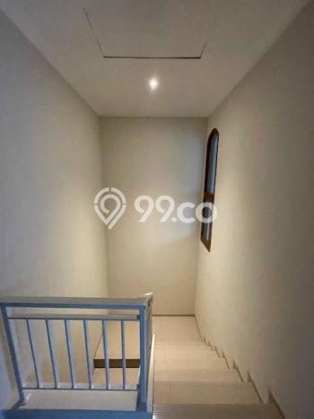 Jual Rumah Luas Elegan Dengan View Eksklusif di Citra Grand, Jakarta Timur Jual Rumah Luas Elegan Dengan View Eksklusif di Citra Grand, Jakarta Timur