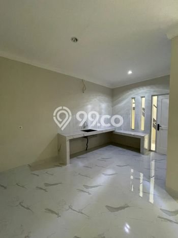 For Sale! Premium House LT 200m2 Desain Elegan di Kota Wisata For Sale! Premium House LT 200m2 Desain Elegan di Kota Wisata