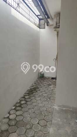 Rumah sewa siap huni 2 KT di Kota Wisata, Bogor Rumah sewa siap huni 2 KT di Kota Wisata, Bogor