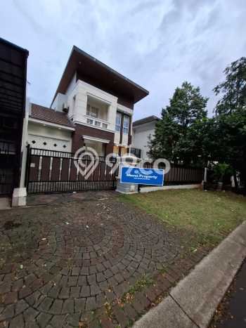Jarang Ada! Rumah Sewa 3 Kamar Bagus Siap Huni Kota Wisata Jarang Ada! Rumah Sewa 3 Kamar Bagus Siap Huni Kota Wisata