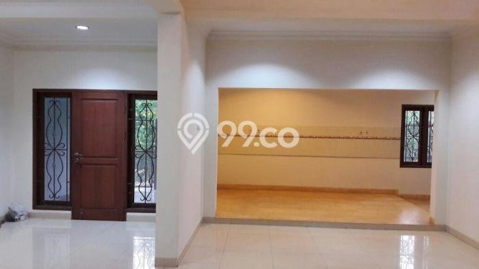 Rumah Luxury Modern Tanpa Renovasi di Citra Grand Jakarta Timur Rumah Luxury Modern Tanpa Renovasi di Citra Grand Jakarta Timur