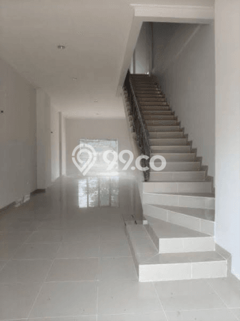 Ruko Dijual Lokasi Emas di Kelapa Gading Luas 648m2 Ruko Dijual Lokasi Emas di Kelapa Gading Luas 648m2