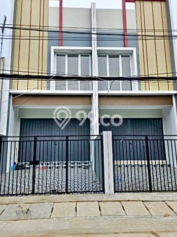 Unit Ruko Dijual di Kelapa Gading Jakarta Utara 135m2 Unit Ruko Dijual di Kelapa Gading Jakarta Utara 135m2