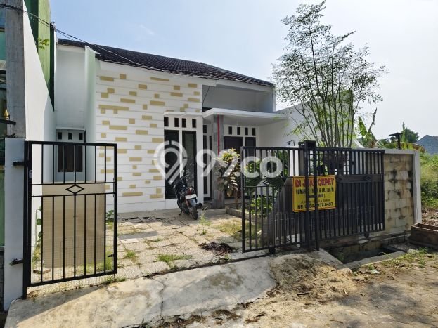 Rumah Modern 4 Kamar LT 160m2 di Jati Asih Rumah Modern 4 Kamar LT 160m2 di Jati Asih