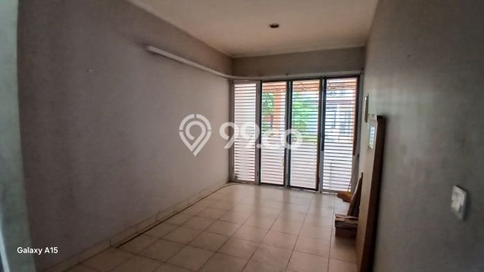 Jual Rumah Eksklusif 3 KT di Summarecon Bekasi, Bekasi Jual Rumah Eksklusif 3 KT di Summarecon Bekasi, Bekasi