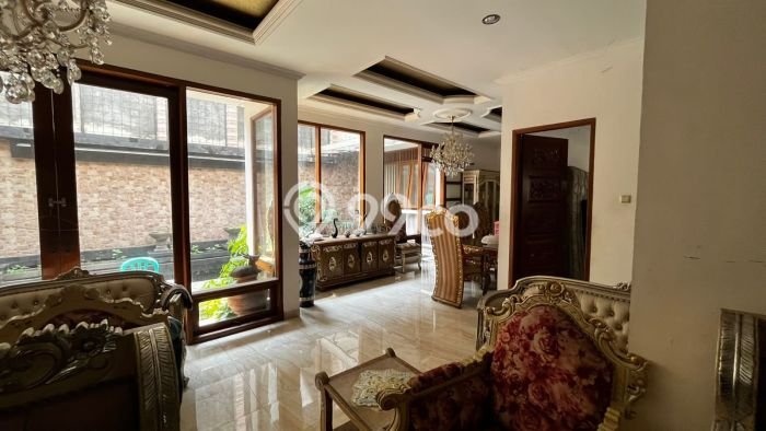 Dijual Rumah Mewah Elegan Dengan View Cantik di harapan indah, Bekasi Dijual Rumah Mewah Elegan Dengan View Cantik di harapan indah, Bekasi