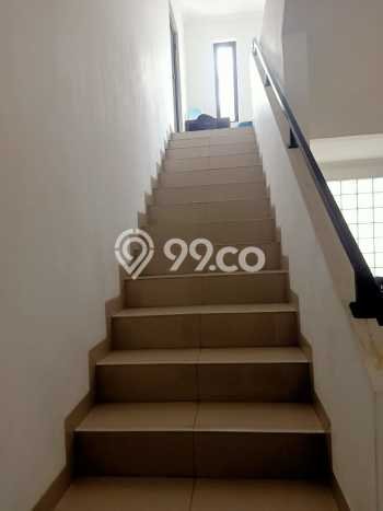 Dijual Hunian Rumah Nyaman 4 Kamar di Pondok Kelapa, Jakarta Timur Dijual Hunian Rumah Nyaman 4 Kamar di Pondok Kelapa, Jakarta Timur
