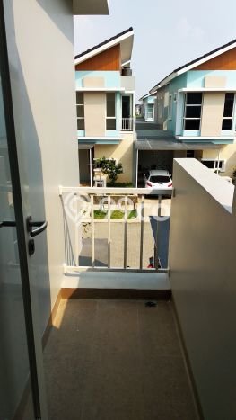 Hunian Nyaman Asri 2 KT Siap Pakai di harapan indah Bekasi Hunian Nyaman Asri 2 KT Siap Pakai di harapan indah Bekasi