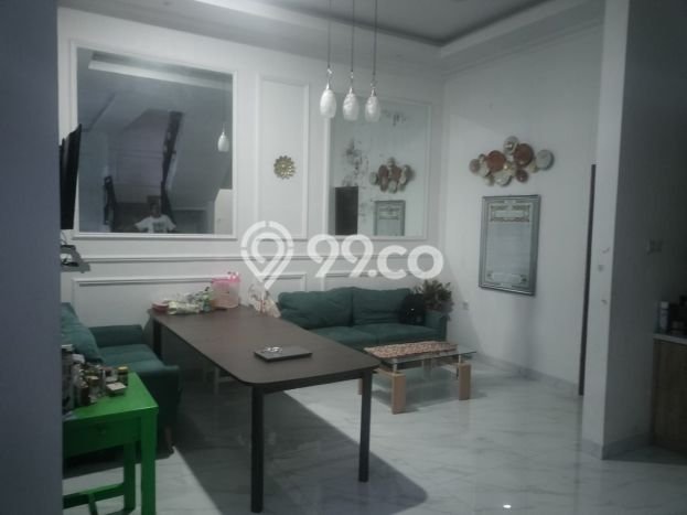 Rumah Elit Modern Tanpa Renovasi di Jatiwaringin Bekasi Rumah Elit Modern Tanpa Renovasi di Jatiwaringin Bekasi