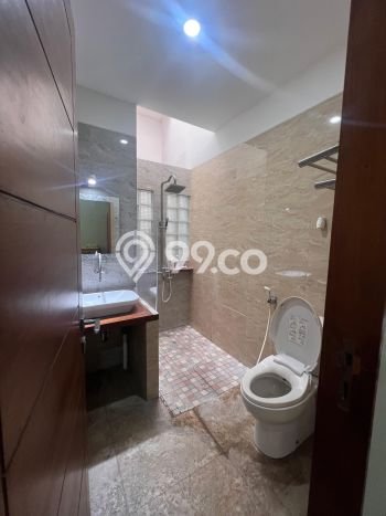 Rumah Minimalis 4 Kamar LT 119m2 di Pondok Bambu Rumah Minimalis 4 Kamar LT 119m2 di Pondok Bambu