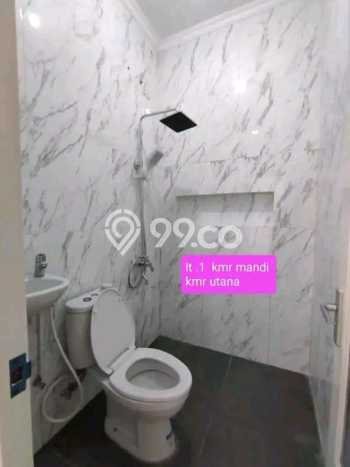 Rumah Minimalis 4 KT di Pondok Kelapa Jakarta Timur Unfurnished Rumah Minimalis 4 KT di Pondok Kelapa Jakarta Timur Unfurnished