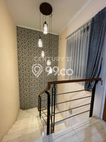 Hunian Cantik Modern Lb 110m2 di Arcamanik, Bandung Hunian Cantik Modern Lb 110m2 di Arcamanik, Bandung