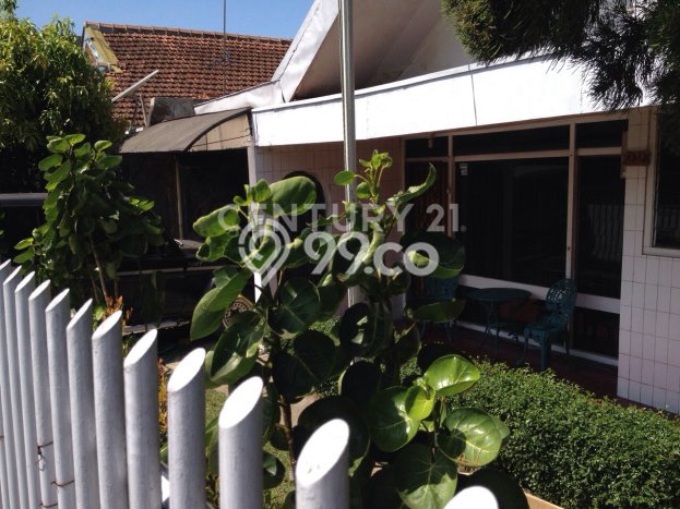 For Sale! Luxury House LT 286m2 Desain Modern di Cibeunying For Sale! Luxury House LT 286m2 Desain Modern di Cibeunying