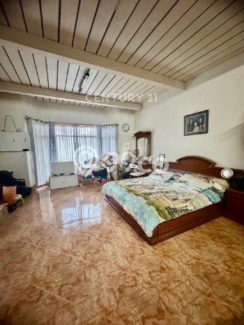 For Sale! Premium House LT 687m2 Desain Modern di Buah Batu For Sale! Premium House LT 687m2 Desain Modern di Buah Batu