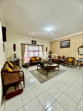 Rumah Luxury Modern Siap Huni di Supratman Bandung Rumah Luxury Modern Siap Huni di Supratman Bandung